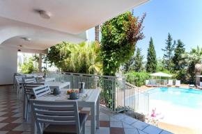 Villa Nice Dream With Pool And Terrace - Happy Rentals